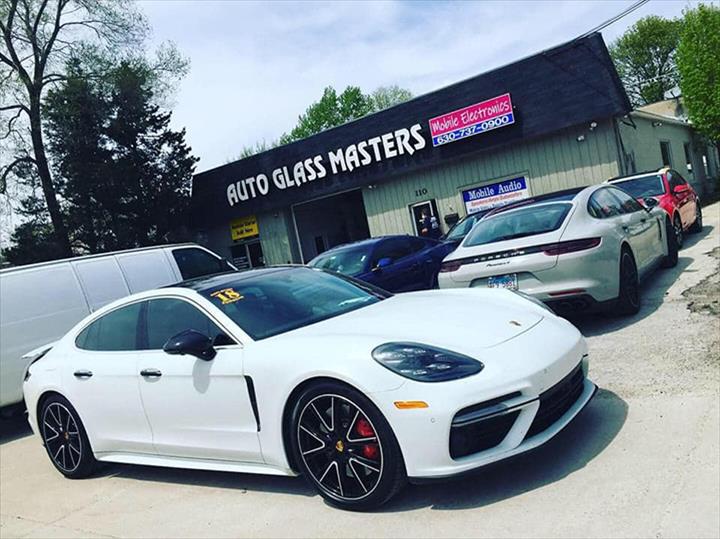 Auto Glass Masters/Trim & Mobile Electronics Westmont, IL